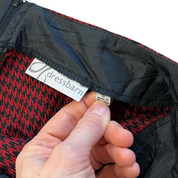 Dressbarn Red Houndstooth Pencil Skirt 10 - Picture 3 of 3